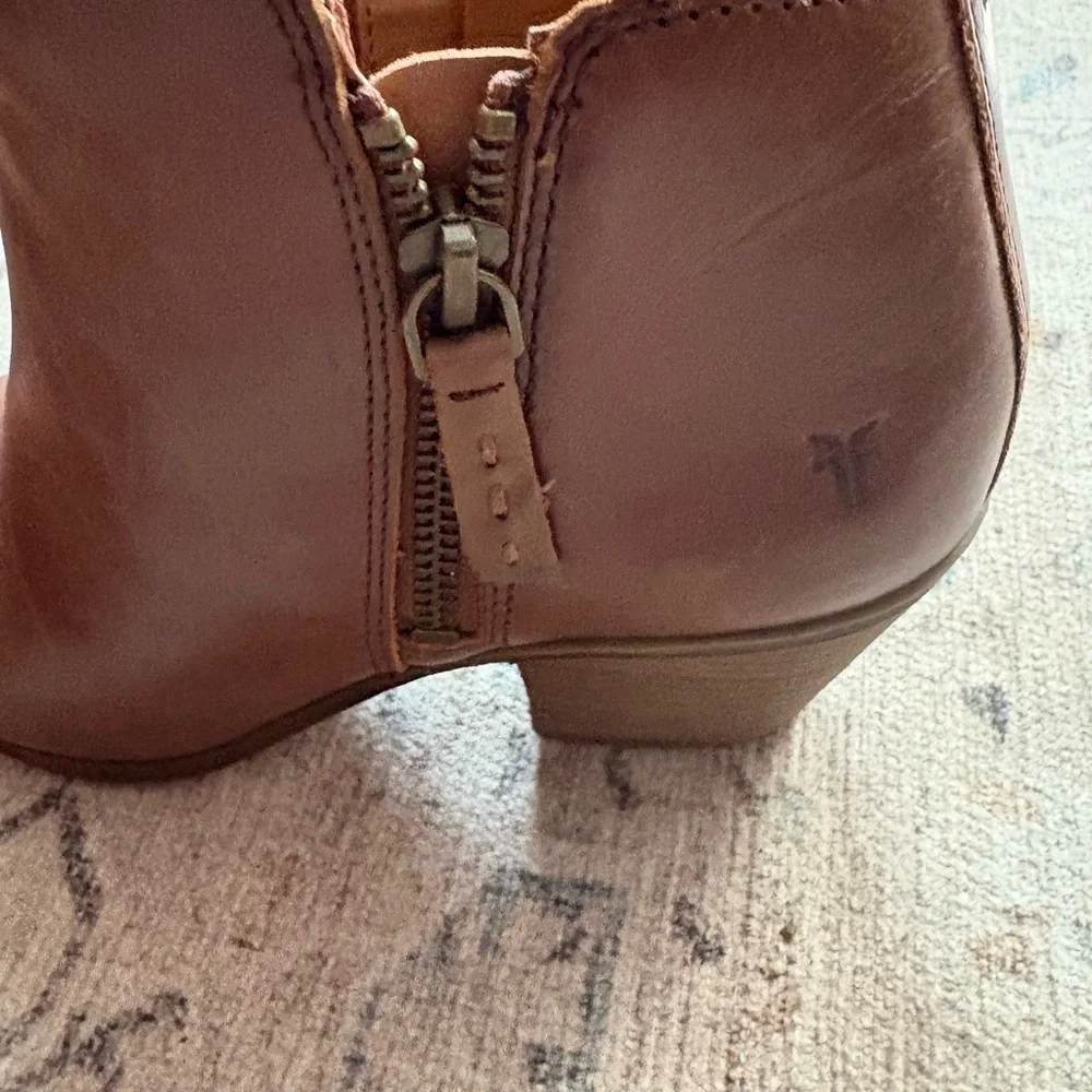 Frye Judy Zipper Leather Ankle Boots